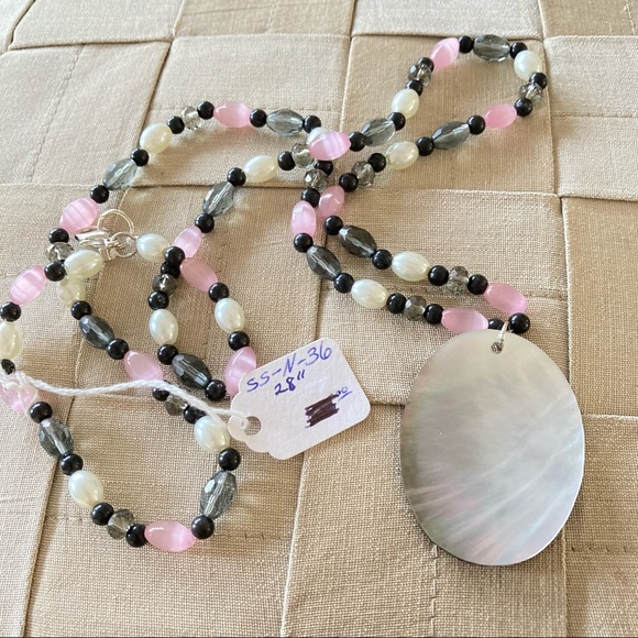 Jewelry - Handmade black white and pink pearls necklace and earrings set